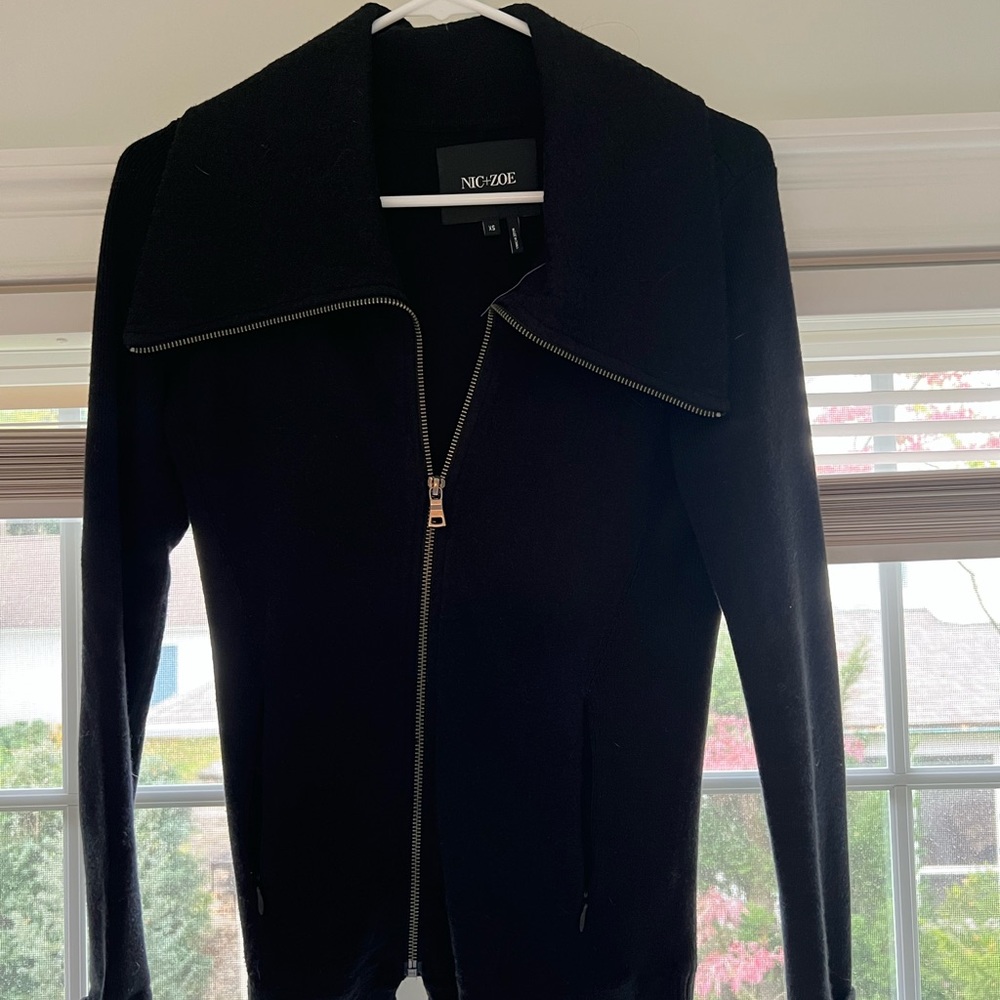 Nic And Zoe Size XS Sweater